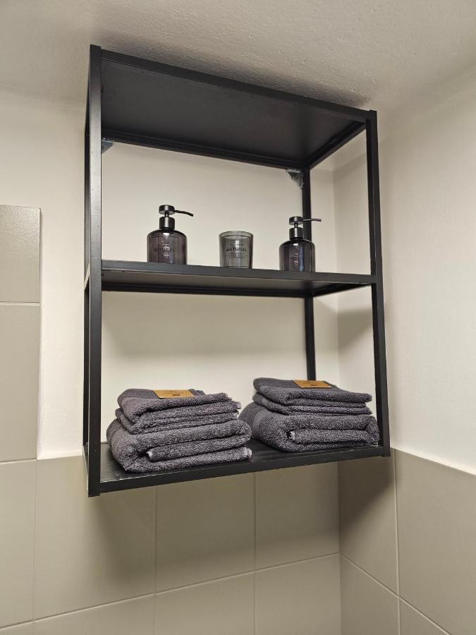 Apartman Opava S Parkovanim 외부 사진