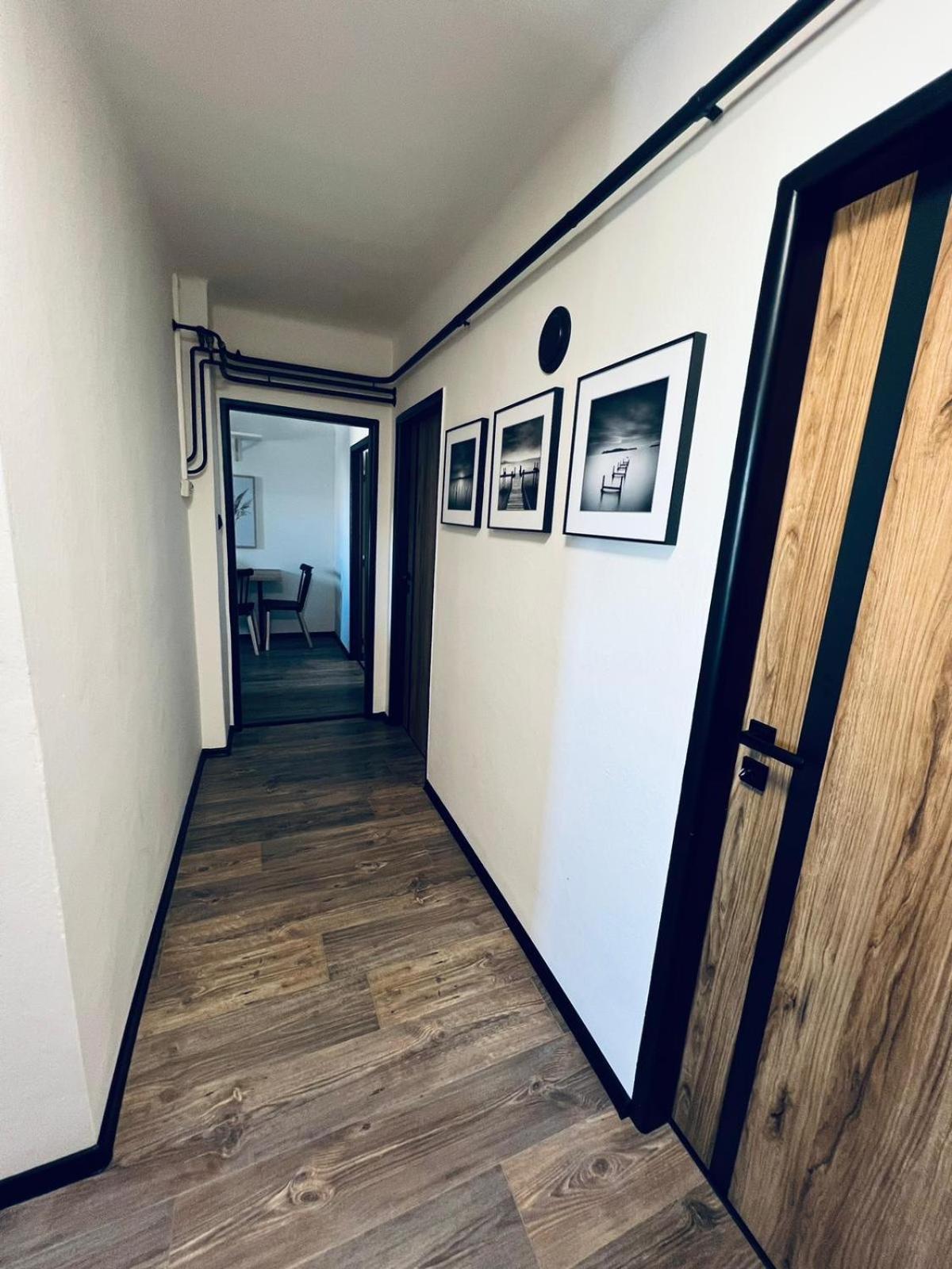 Apartman Opava S Parkovanim 외부 사진